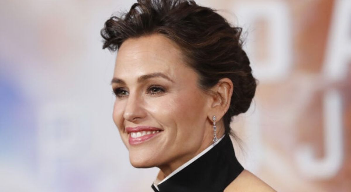 voici les 3 coupes de cheveux qui font paraître les femmes de plus de 50 ans beaucoup plus âgées qu’elles ne le sont