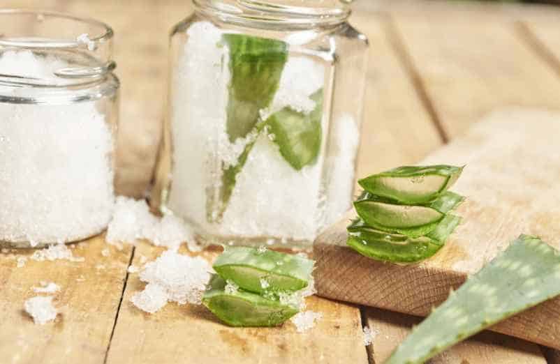 L'application d'aloe vera ou d'huile de coco-Lulu Nature