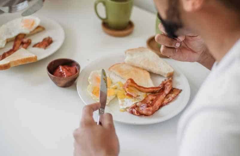 Quelle est la composition idéale pour un petit-déjeuner ventre plat ? Lulu Nature
