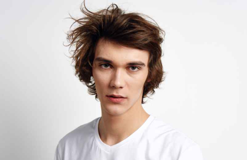 Le textured crop et le quiff volumineux-Lulu Nature