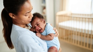 Comprendre et reconnaître l'érythème fessier de bébé : guide complet pour les parents
