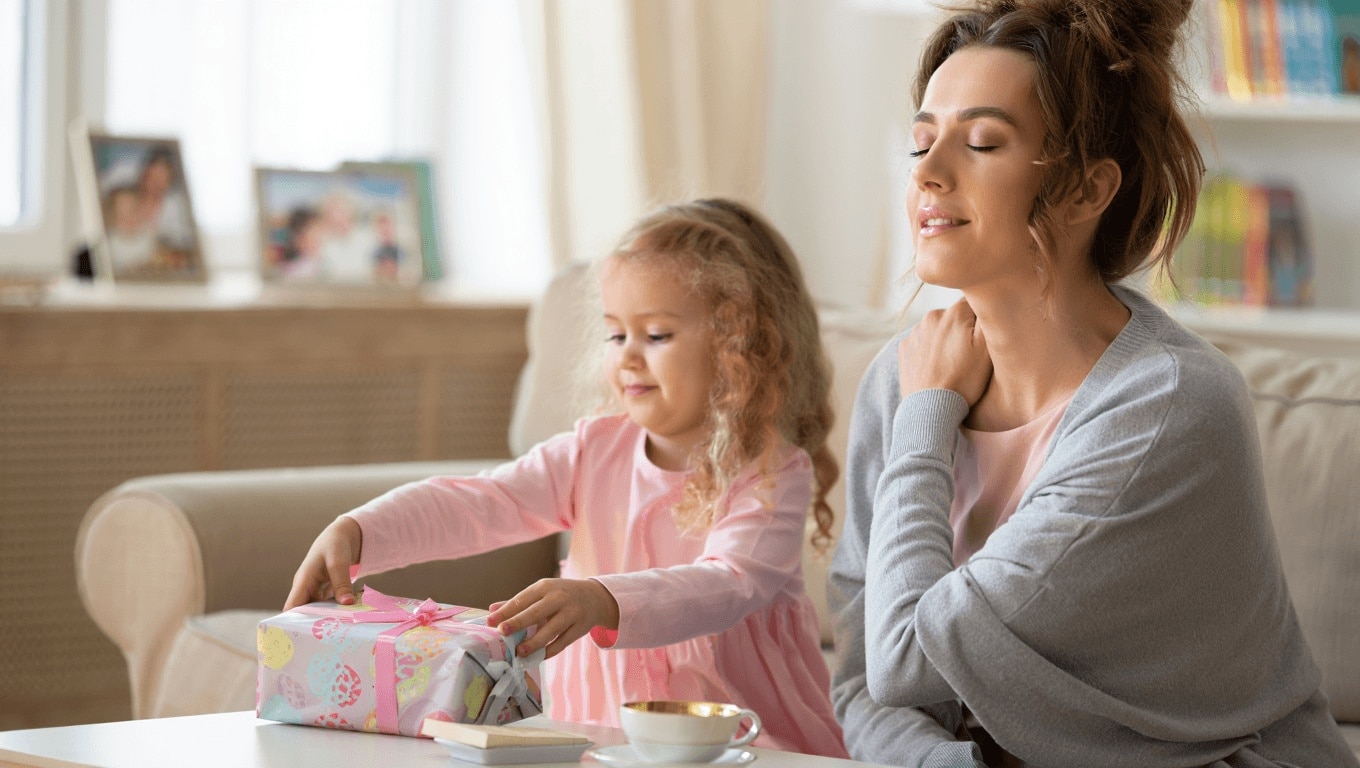 Fête des mères : 7 idées de cadeaux pour une maman épuisée