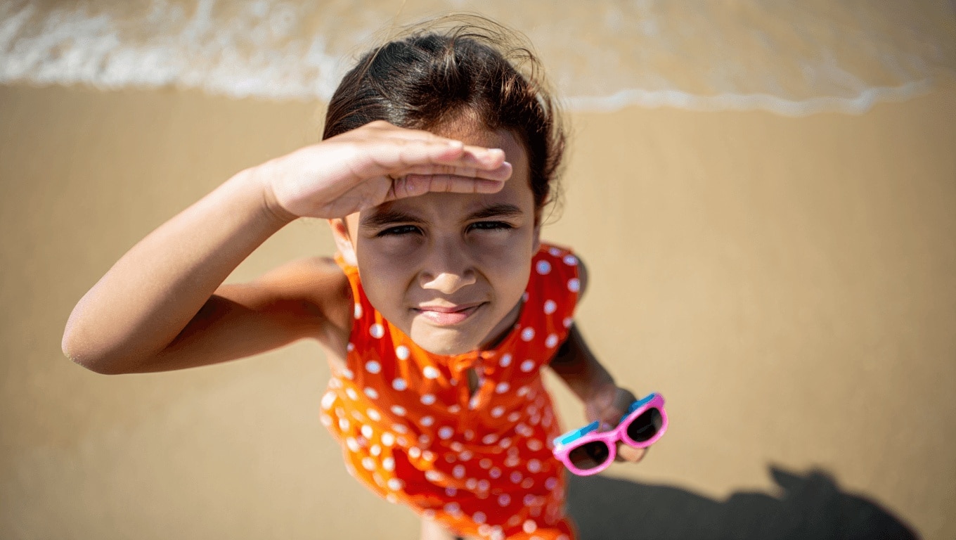 Comment choisir les lunettes solaires de mon enfant ?